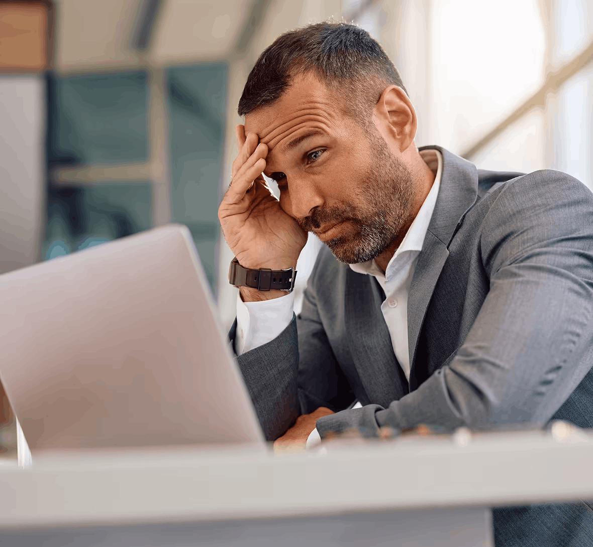 Falta de visibilidad y control sobre clientes y oportunidades